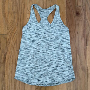 Lululemon | Essential Tank | Tiger Space | size 6